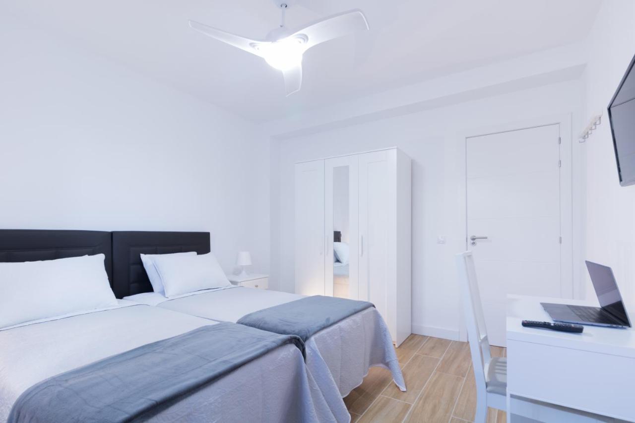 Las Palmas Smart Rooms Ngoại thất bức ảnh